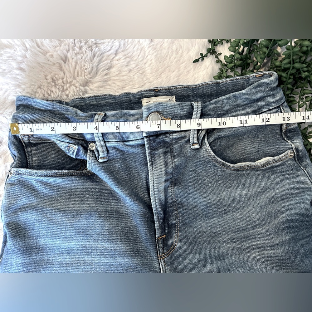 Good American High Waist Crop Destroyed Jeans Size 8/29 - Picture 4 of 6